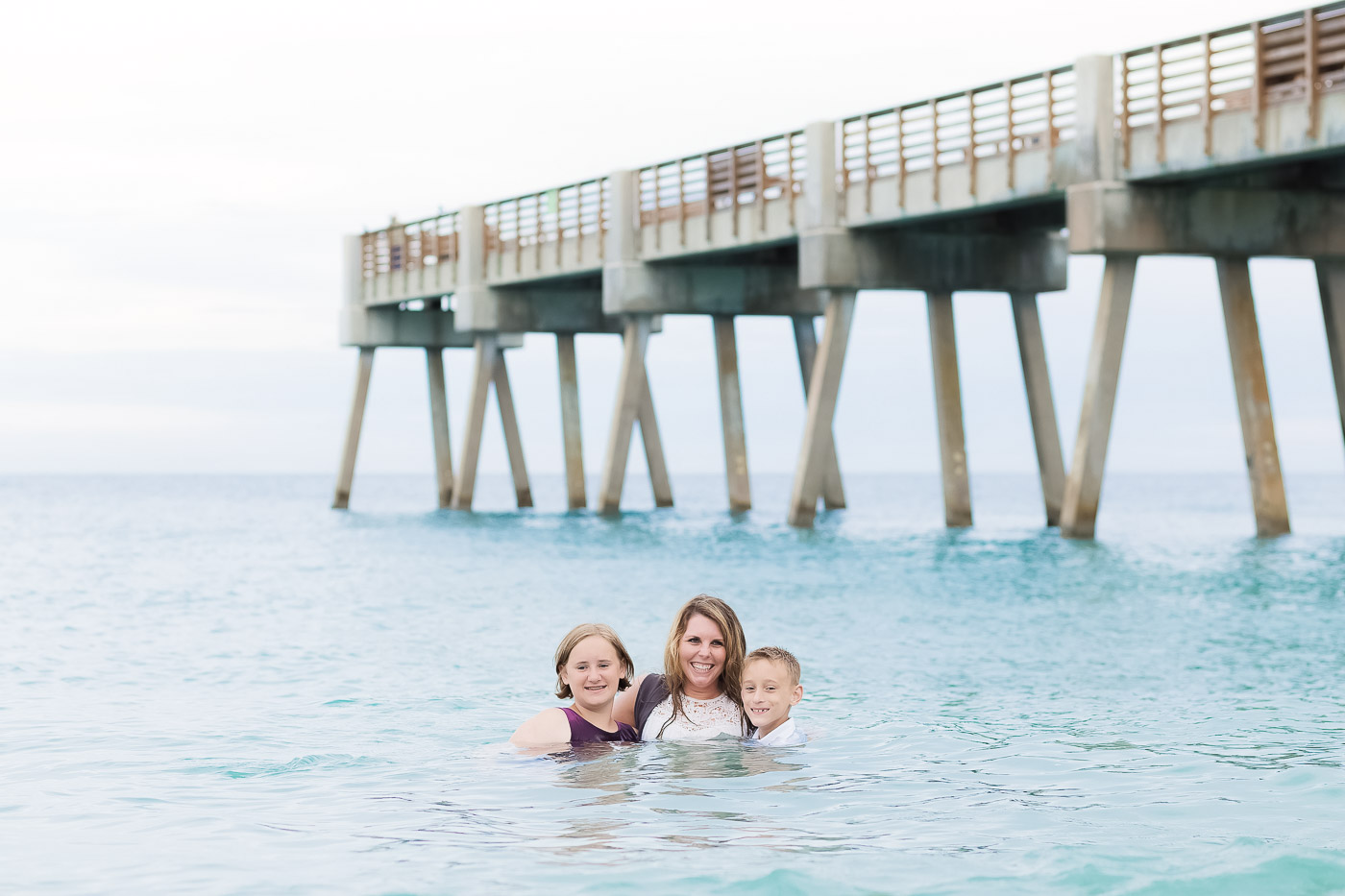 vero beach pier family portraits